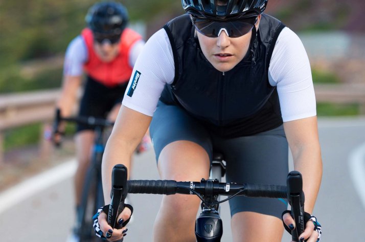 Santini – Campione del mondo di abbigliamento per il triathlon e il ciclismo