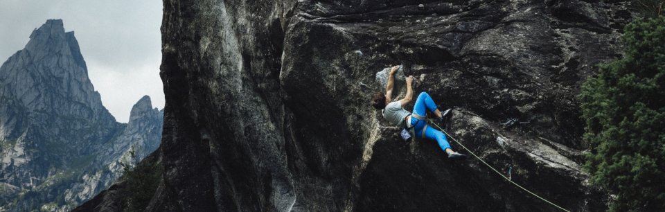 Abbigliamento sportivo Mammut