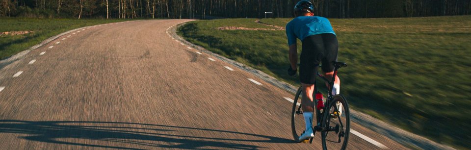 CRAFT - vêtements de course et de cyclisme, maillots, vestes, pantalons et sous-vêtements fonctionnels