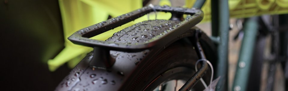 Accessori per bici Hebie: cavalletti, paracatena e i parafanghi funzionali