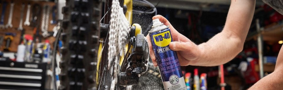 WD40 : le spécialiste du nettoyage et de l’entretien de votre vélo