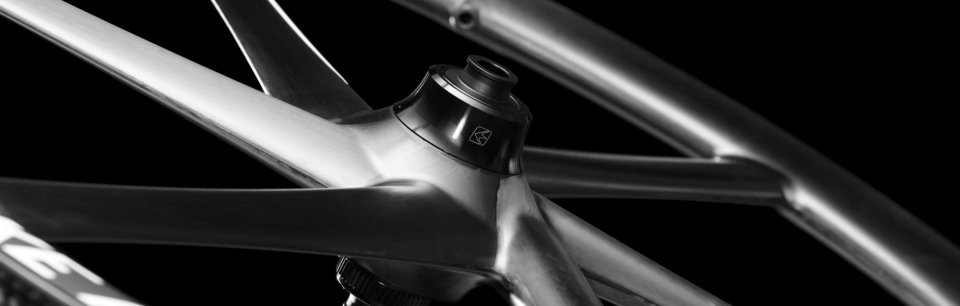 bike ahead composites - " Peso ligero hecho en Alemania ".