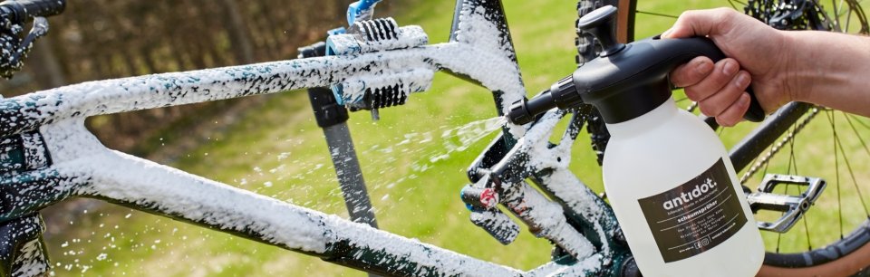 Revolutioniere deine Bike Reinigung mit antidot. - Effektiv, biologisch abbaubar & „made in Germany“